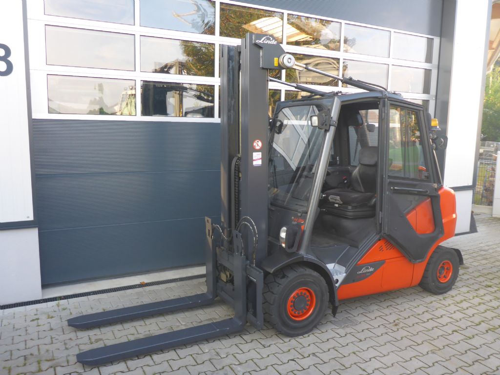 Linde-H35 T-Treibgasstapler-www.stapler-graf.de