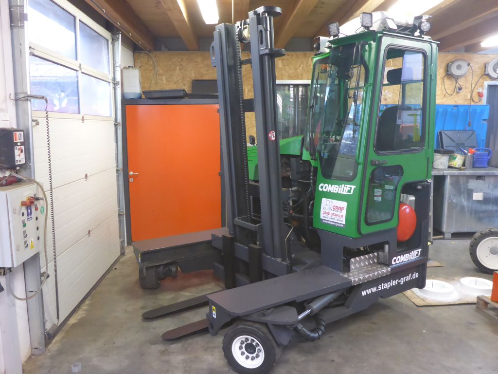 Combilift-C4000-Vierwege Seitenstapler-www.stapler-graf.de