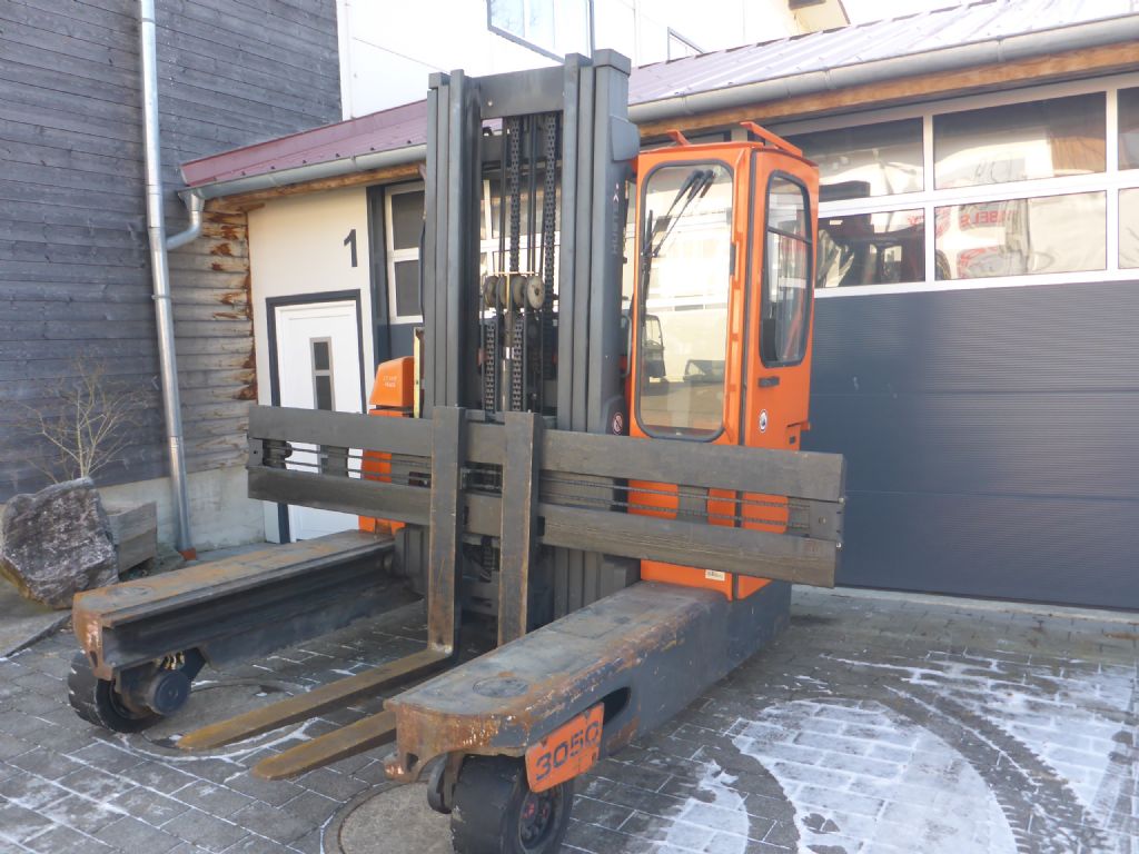 Hubtex-DQ45 - D-Vierwege Seitenstapler-www.stapler-graf.de