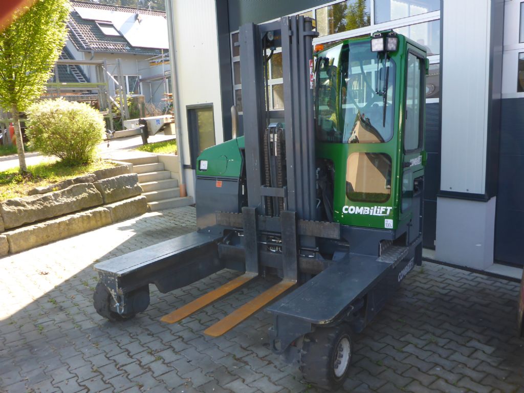 Combilift-C4000-Vierwege Seitenstapler-www.stapler-graf.de