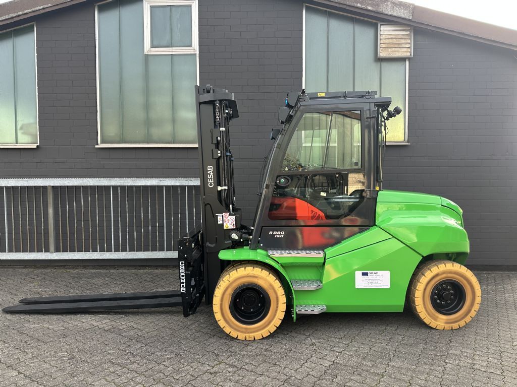 Cesab B880II Elektro 4 Rad-Stapler www.graf-gabelstapler.de Cesab B880II Elektro 4 Rad-Stapler www.graf-gabelstapler.de