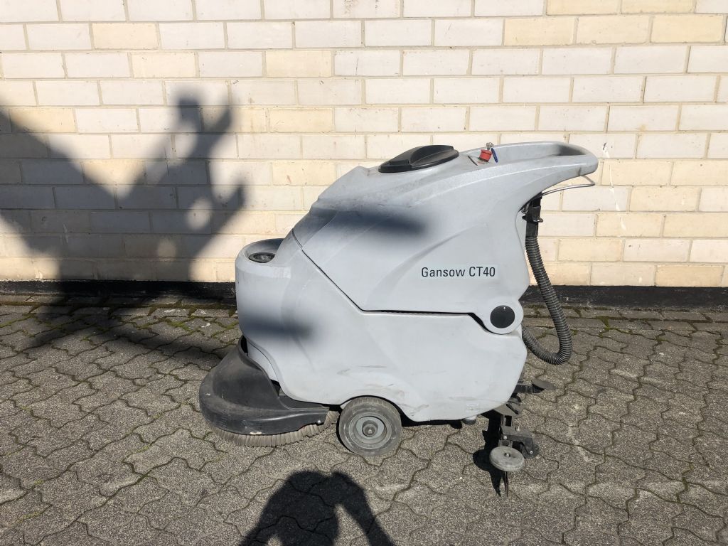 IPC CLT40BT55 Scheuersaugmaschine www.graf-gabelstapler.de