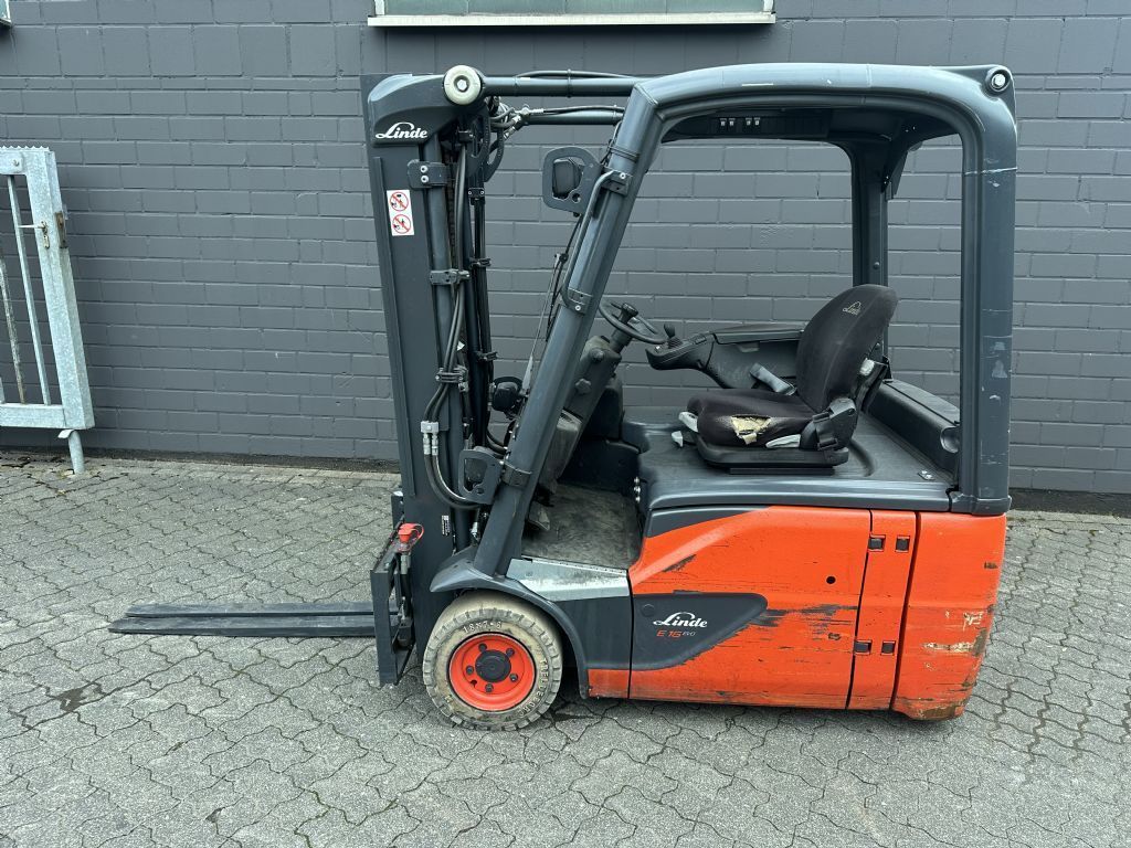 Linde E16-02 Elektro 3 Rad-Stapler www.graf-gabelstapler.de