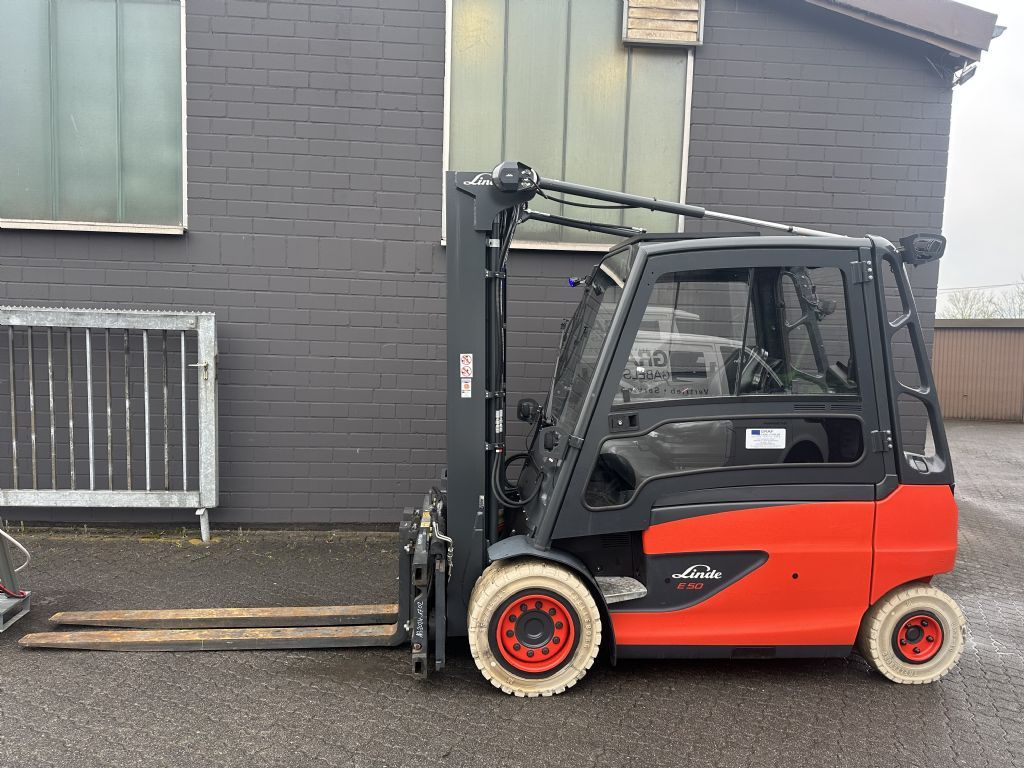 Linde E50HL-01/600 Elektro 4 Rad-Stapler www.graf-gabelstapler.de