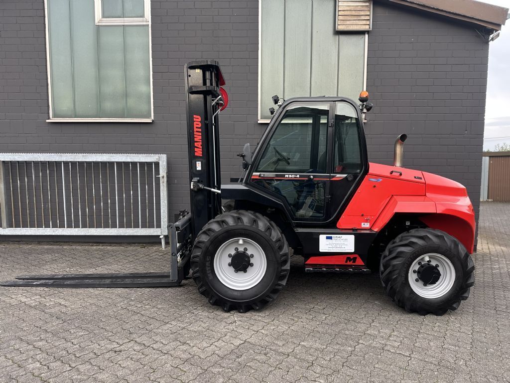 Manitou M50-4 Geländestapler www.graf-gabelstapler.de Manitou M50-4 Geländestapler www.graf-gabelstapler.de