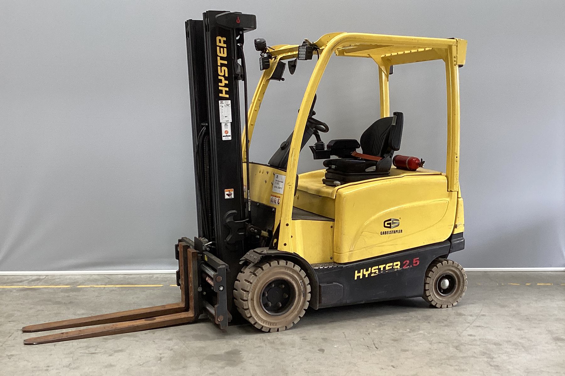 Hyster-J2.5XN-Elektro 4 Rad-Stapler-www.gs-gabelstapler.de