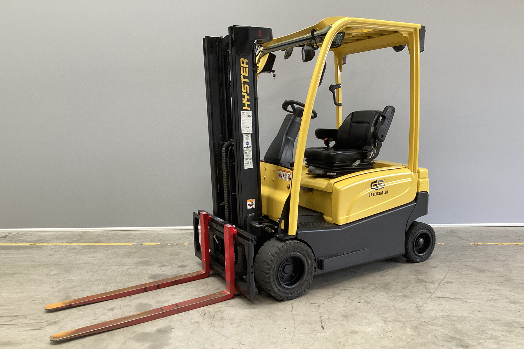 Hyster-J1.8XN-Elektro 4 Rad-Stapler-www.gs-gabelstapler.de