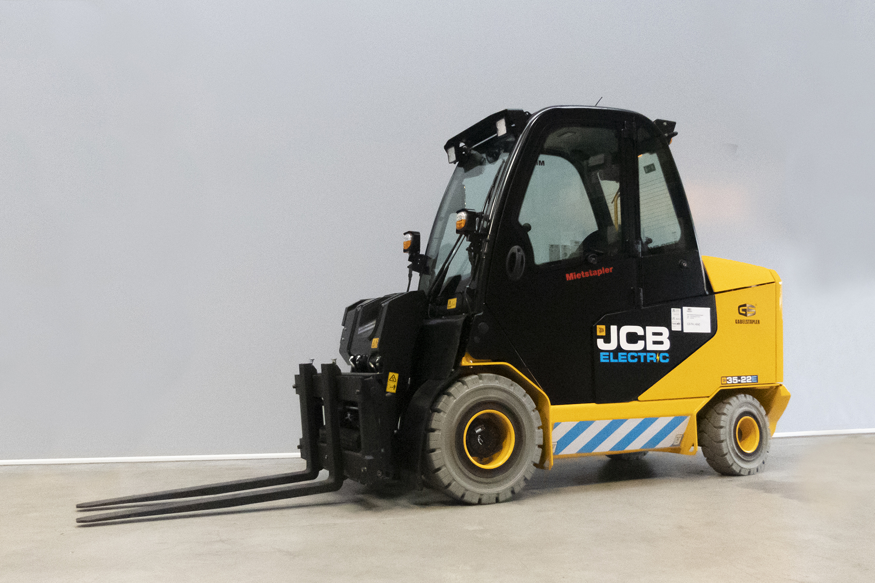 JCB-35-22E-Teleskopstapler starr-www.gs-gabelstapler.de