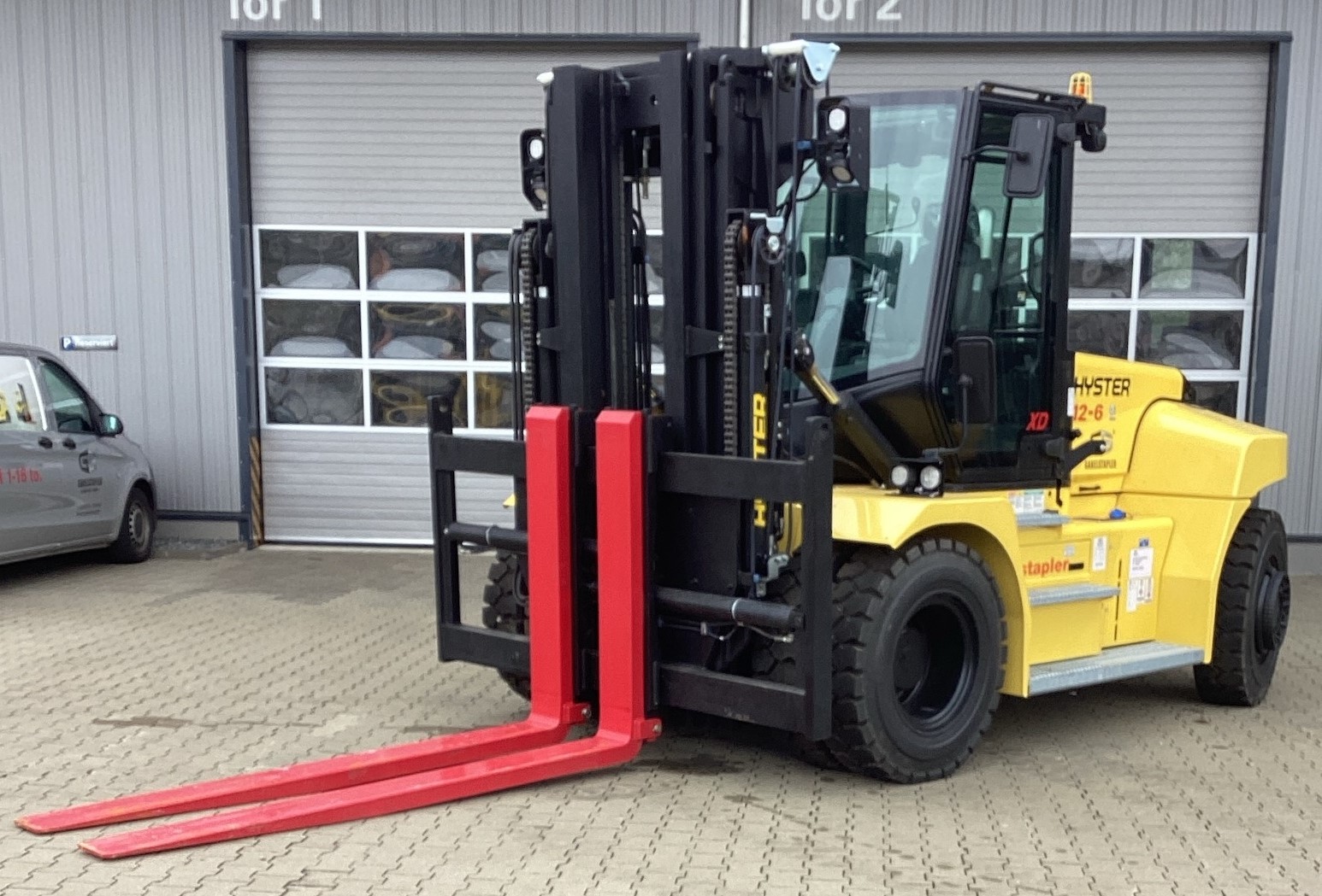 Hyster-H12XD6-Schwerlaststapler - Diesel-www.gs-gabelstapler.de