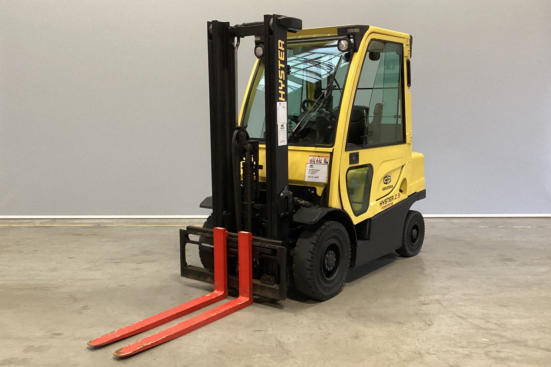 Hyster-H2.5FTD-Dieselstapler-www.gs-gabelstapler.de