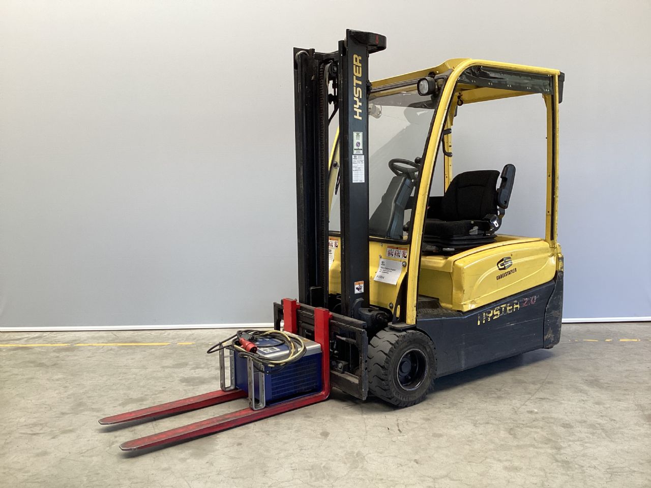 Hyster-J2.0XMT-Elektro 4 Rad-Stapler-www.gs-gabelstapler.de