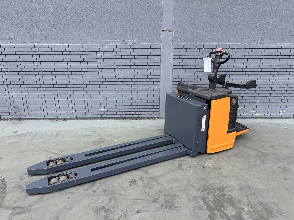 Still EGU 4500 Baujahr 2013/ Tragkraft 4500kg Spezialbau Hochhubwagen www.gst-logistic.com