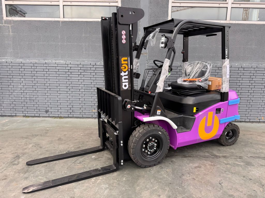 AntOn CBH 2.5 Baujahr 2025/ DUPLEX / NEUFAHRZEUG Elektro 4 Rad-Stapler www.gst-logistic.com