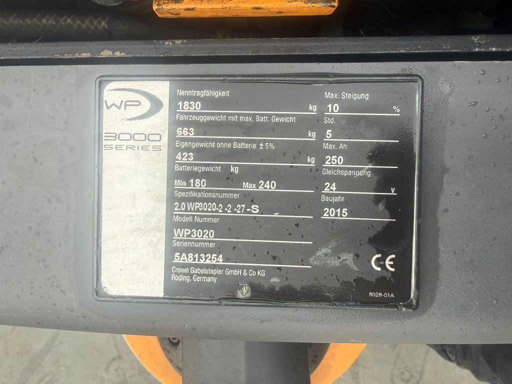 Crown WP 3020 Baujahr 2015/Std. 1955 Gabellänge 2000 Niederhubwagen www.gst-logistic.com Crown WP 3020 Baujahr 2015/Std. 1955 Gabellänge 2000 Niederhubwagen www.gst-logistic.com