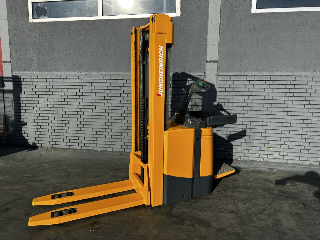 Jungheinrich ERC 214z Baujahr 2008 HH 4,70M Triplex/ Initialhub Hochhubwagen www.gst-logistic.com