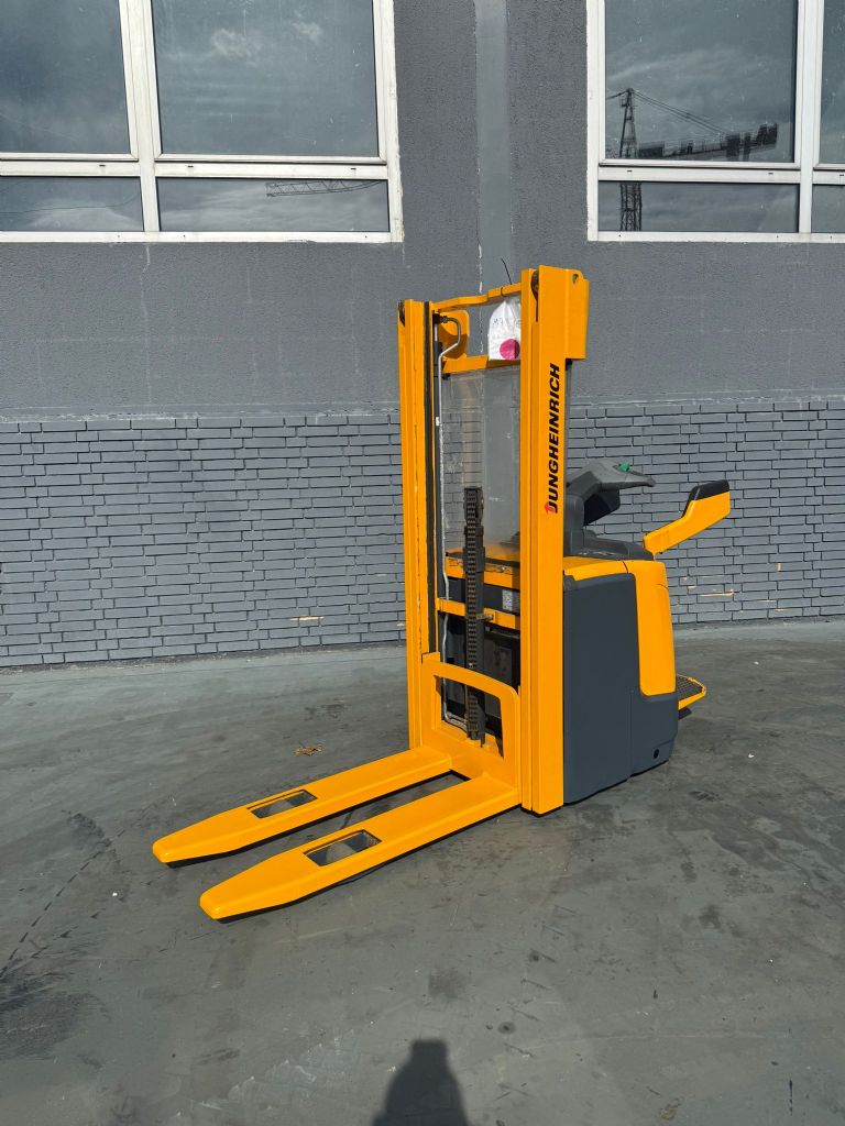 Jungheinrich ERC 214 Baujahr 2011  Stunden  5167 Akku Bj 2019 Hochhubwagen www.gst-logistic.com