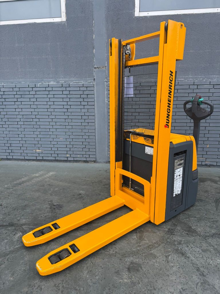 Jungheinrich EJC 216z Baujahr 2015 Akku 2015 Initialhub Freihub Hochhubwagen www.gst-logistic.com