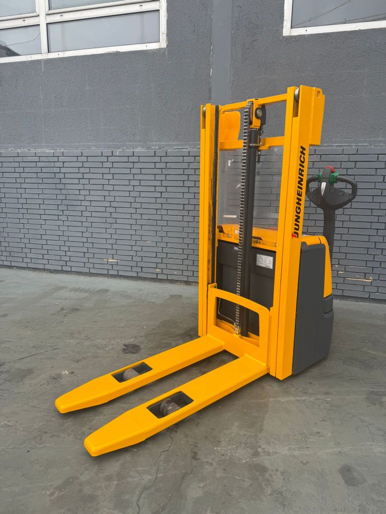 Jungheinrich EJC 112 Baujahr 2015 HH 2,5M /813 Std./ NEUWERTIG Hochhubwagen www.gst-logistic.com