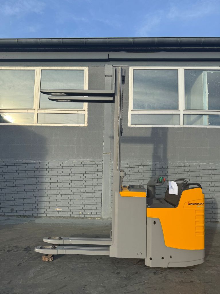 Jungheinrich ERD 220 Baujahr 2016/HH 2500 /Akku 2018 Hochhubwagen www.gst-logistic.com