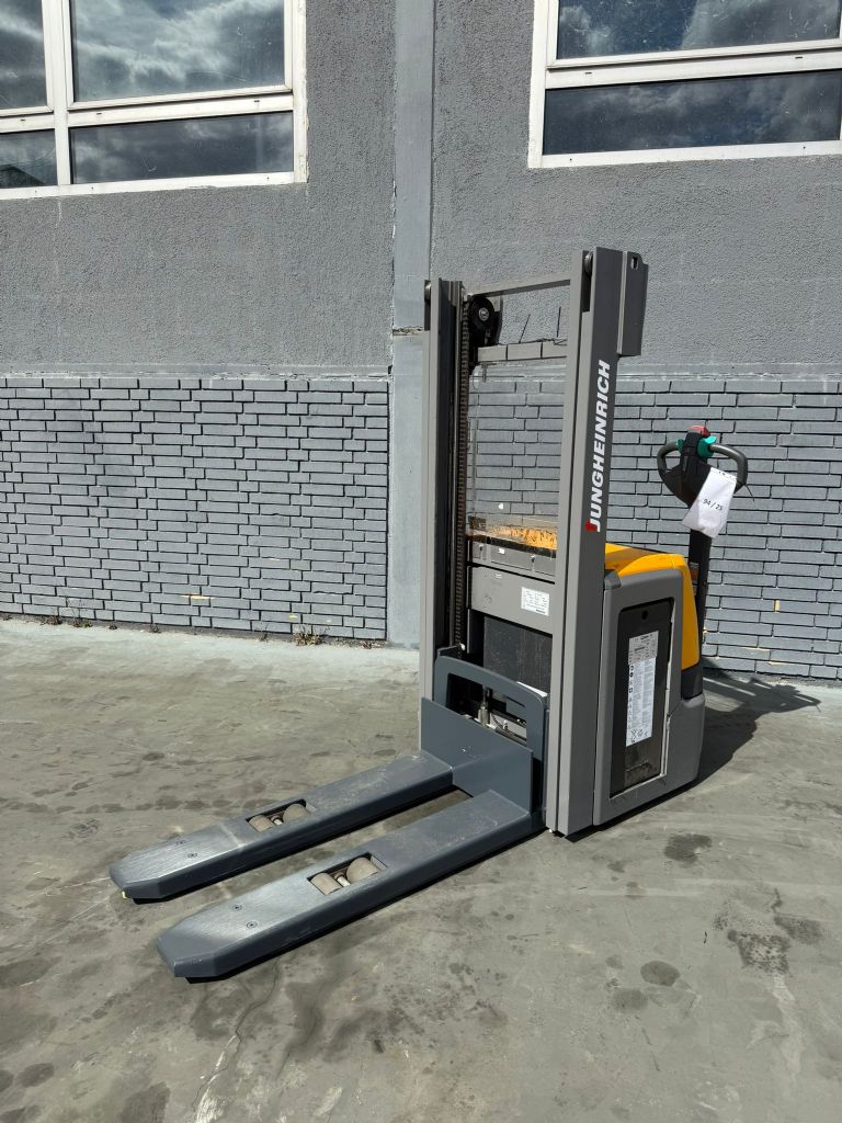 Jungheinrich EJC 214 Baujahr 2017 HH 2700 Akku 2023 Hochhubwagen www.gst-logistic.com