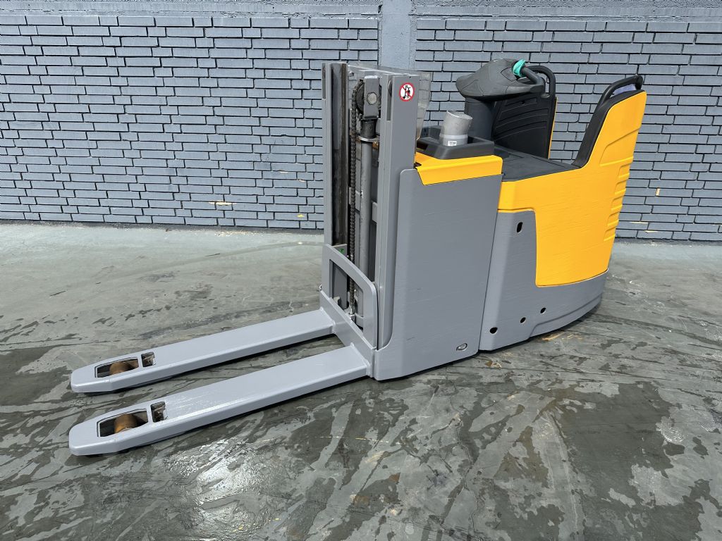 Jungheinrich ERD 220 Baujahr 2017/HH 1660/Akku 2017 / Initialhub Hochhubwagen www.gst-logistic.com