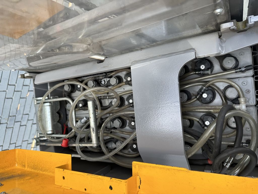 Jungheinrich ERD 220 Baujahr 2017/HH 1660/Akku 2017 / Initialhub Hochhubwagen www.gst-logistic.com Jungheinrich ERD 220 Baujahr 2017/HH 1660/Akku 2017 / Initialhub Hochhubwagen www.gst-logistic.com