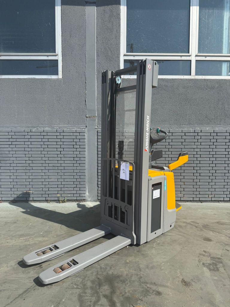 Jungheinrich ERC 214z Baujahr 2017 HH 5350 Akku 2025 New Hochhubwagen www.gst-logistic.com