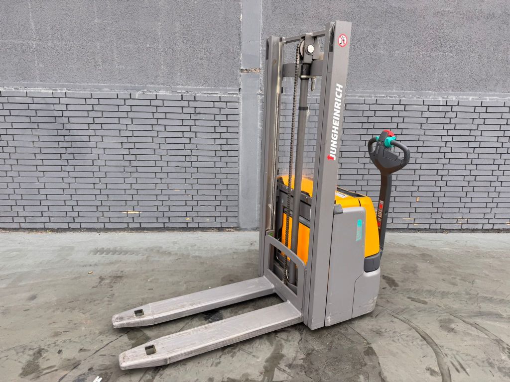 Jungheinrich EJC 110 Baujahr 2017 HH 2,5M /334 Std./ NEUWERTIG Hochhubwagen www.gst-logistic.com