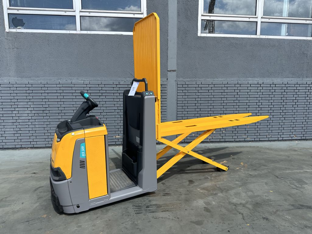 Jungheinrich ECE 320 Baujahr 2017 / Stunden 3672 / Top Zustand Niederhubkommissionierer www.gst-logistic.com