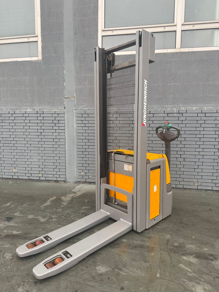 Jungheinrich EJC 216z Baujahr 2018 Akku 2023 Initialhub Hochhubwagen www.gst-logistic.com