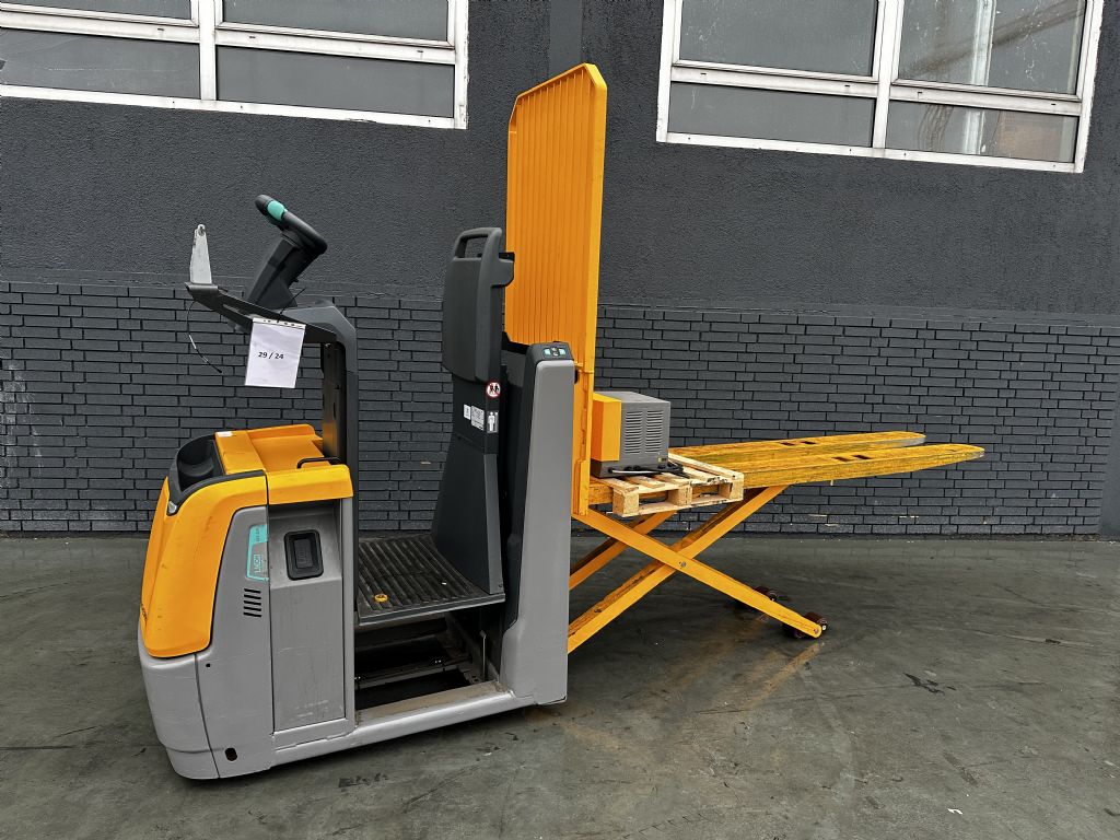 Jungheinrich ECE 320 HP Baujahr 2020 / Stunden 1421 Niederhubkommissionierer www.gst-logistic.com