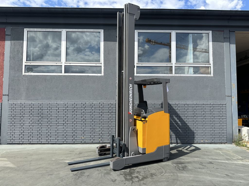Jungheinrich ETV 214 Baujahr 2016 / Stunden 12621/ HH 10,70M Schubmaststapler www.gst-logistic.com