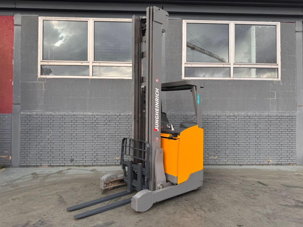 Jungheinrich ETV 214 Baujahr 2017 / Stunden 6474/ HH 8720 Schubmaststapler www.gst-logistic.com