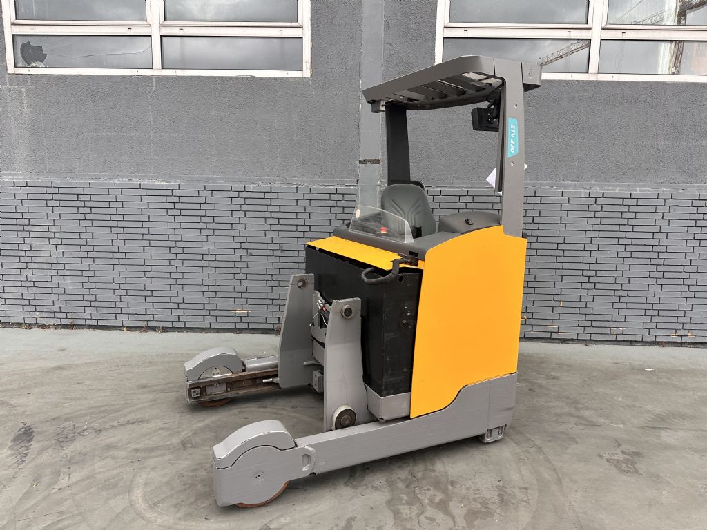 Jungheinrich ETV 320 Baujahr 2017 / HH 12,53 Meter/Kamera Schubmaststapler www.gst-logistic.com