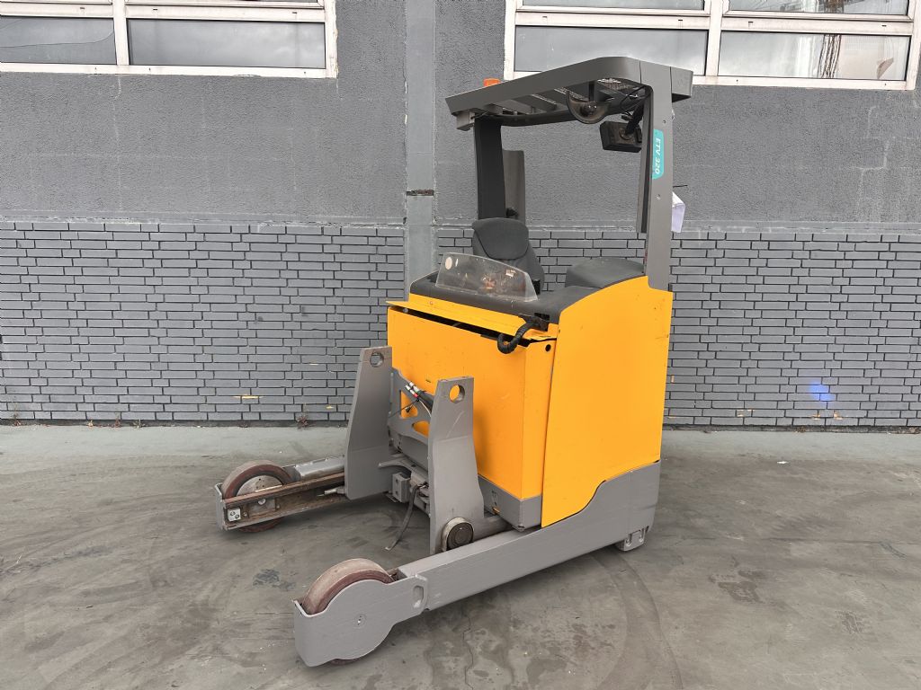Jungheinrich ETV 320 Baujahr 2019 / Akku 2019 / HH 10,70 Meter/Kamera Schubmaststapler www.gst-logistic.com