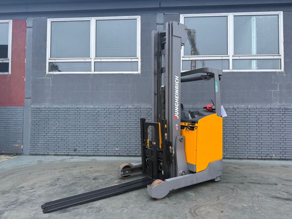 Jungheinrich ETV 216 Baujahr 2019 / Zinkenverstell Waage Schubmaststapler www.gst-logistic.com