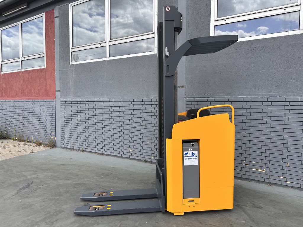 Jungheinrich ESC 216 Baujahr 2010/ HH 4,2M/ Std. 6286Akku 2018 Hochhubwagen www.gst-logistic.com