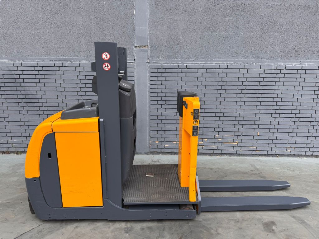 Jungheinrich EKS 110 Baujahr 2014 / HH 1800 / Stunden 5284 Hochhubkommissionierer www.gst-logistic.com