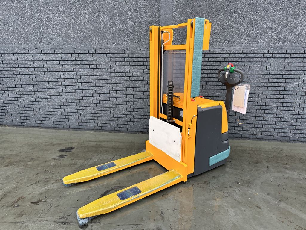Jungheinrich EJC 216 Baujahr 2015 Stunden 1130 HH 2,4M NEU  Hochhubwagen www.gst-logistic.com