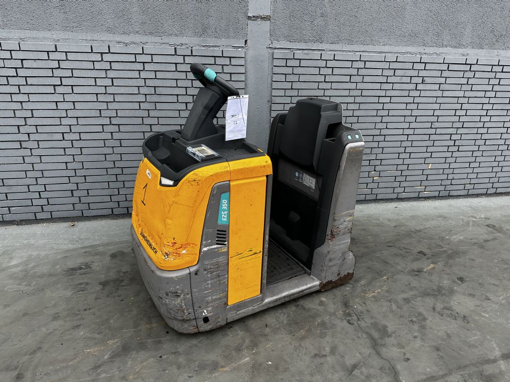 Jungheinrich EZS 350 Baujahr 2017 Stunden 2657 Schlepper Schlepper www.gst-logistic.com