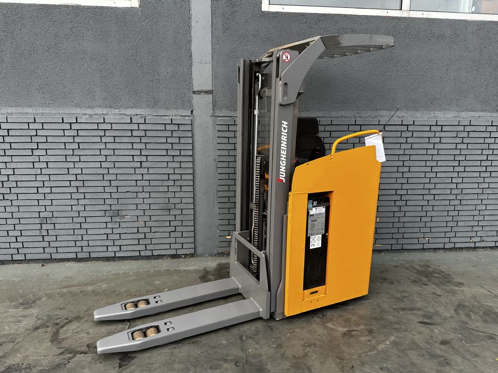 Jungheinrich ESC 214z Baujahr 2017/ HH 2,9M/ Initialhub / Freihub Hochhubwagen www.gst-logistic.com