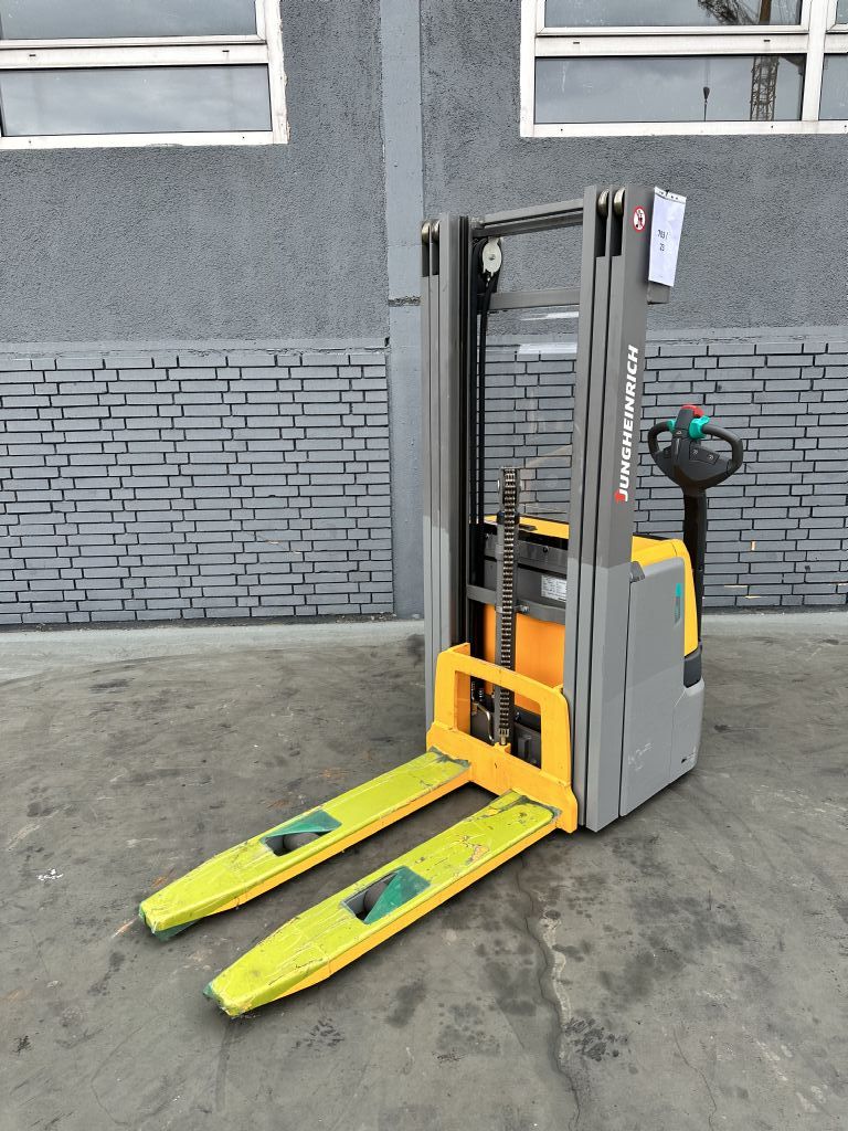 Jungheinrich EJC 216 Baujahr 2018 Stunden 221 / TRIPLEX / NEUWERTIG Hochhubwagen www.gst-logistic.com