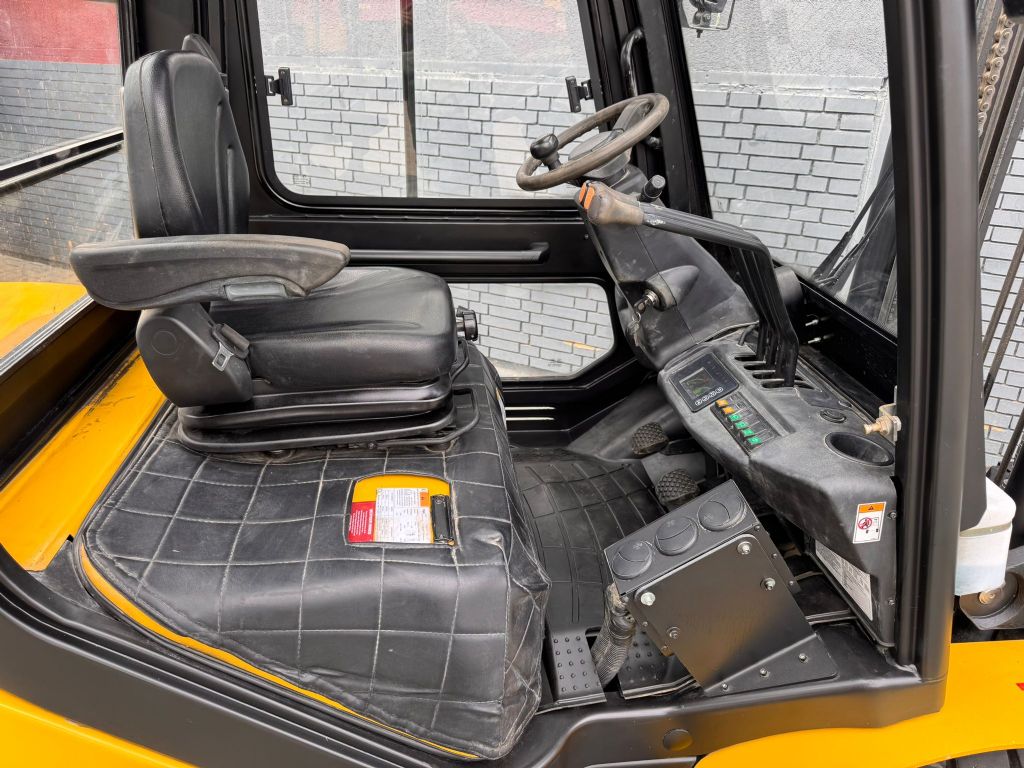 Yale GDP 30 UX Baujahr 2021 /Stunden 487/ Kabine/Duplex Dieselstapler www.gst-logistic.com Yale GDP 30 UX Baujahr 2021 /Stunden 487/ Kabine/Duplex Dieselstapler www.gst-logistic.com