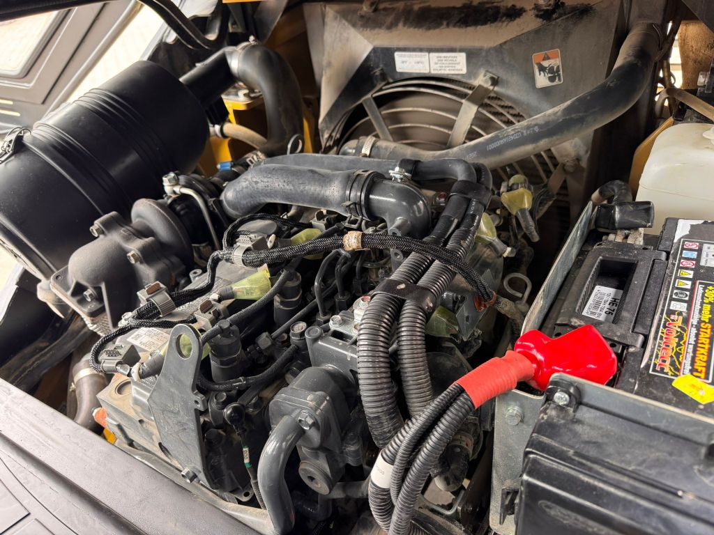 Yale GDP 30 UX Baujahr 2021 /Stunden 487/ Kabine/Duplex Dieselstapler www.gst-logistic.com Yale GDP 30 UX Baujahr 2021 /Stunden 487/ Kabine/Duplex Dieselstapler www.gst-logistic.com