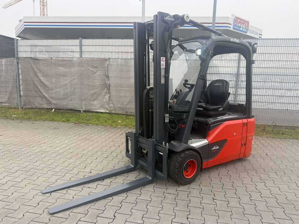 Linde E18 Baujahr 2017 / Stunden 4582 HH 4600 Elektro 3 Rad-Stapler www.gst-logistic.com