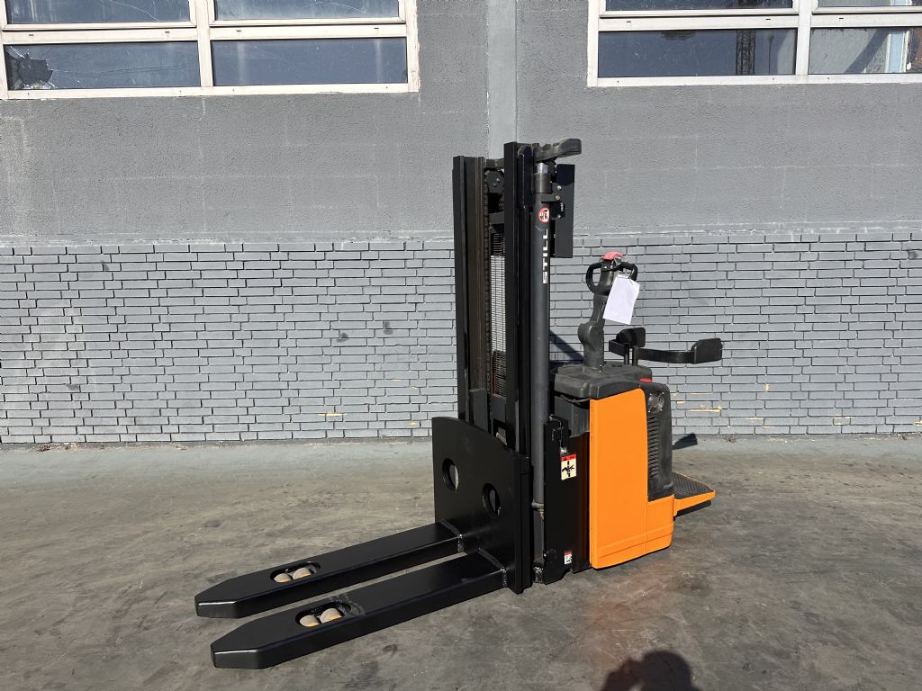 Still EGV-S30LB Baujahr 2013 / Hubkraft  3000kg / Initialhub Hochhubwagen www.gst-logistic.com