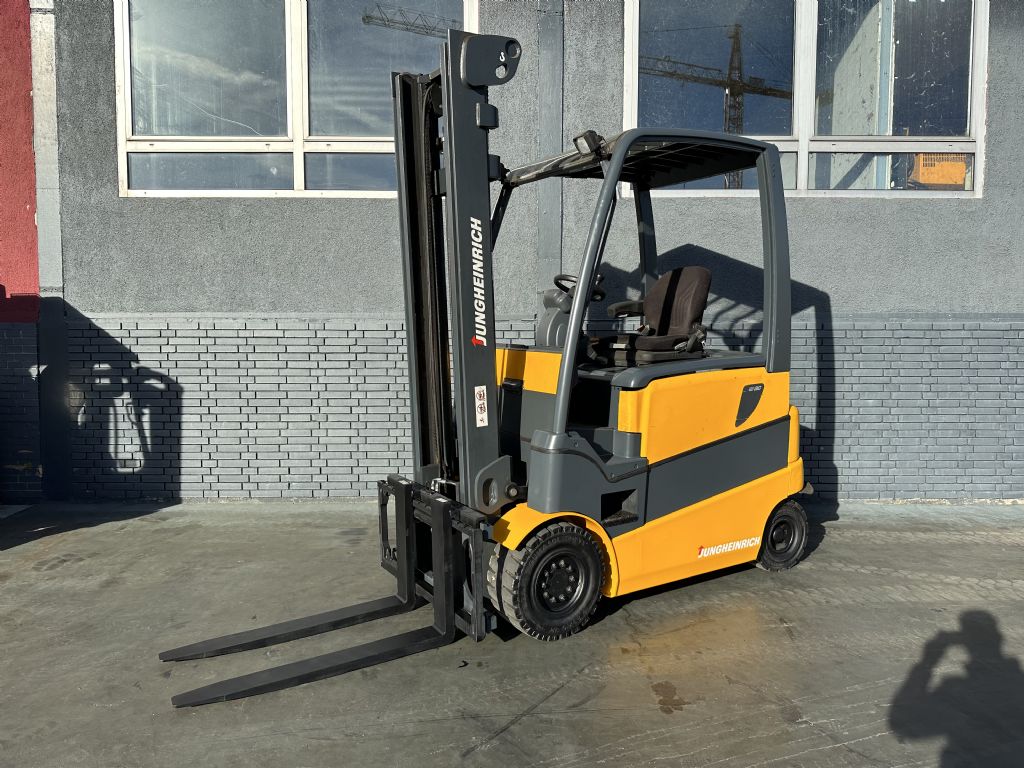 Jungheinrich EFG 430 Baujahr 2005 Stunden 15500 HH 4,3M Akku 2012 Elektro 4 Rad-Stapler www.gst-logistic.com
