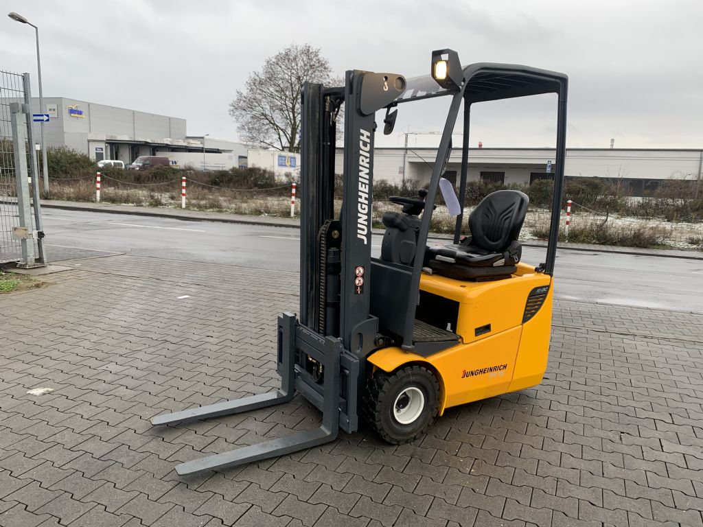 Gebraucht Elektro 3 Rad Stapler Kg Gebrauchtstapler Von Gst Logistic Weiterstadt Bei Frankfurt
