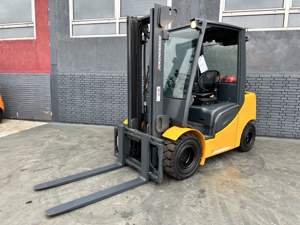 Jungheinrich TFG 430s Baujahr 2010 / Stunden 7460/ HH 3300 Treibgasstapler www.gst-logistic.com