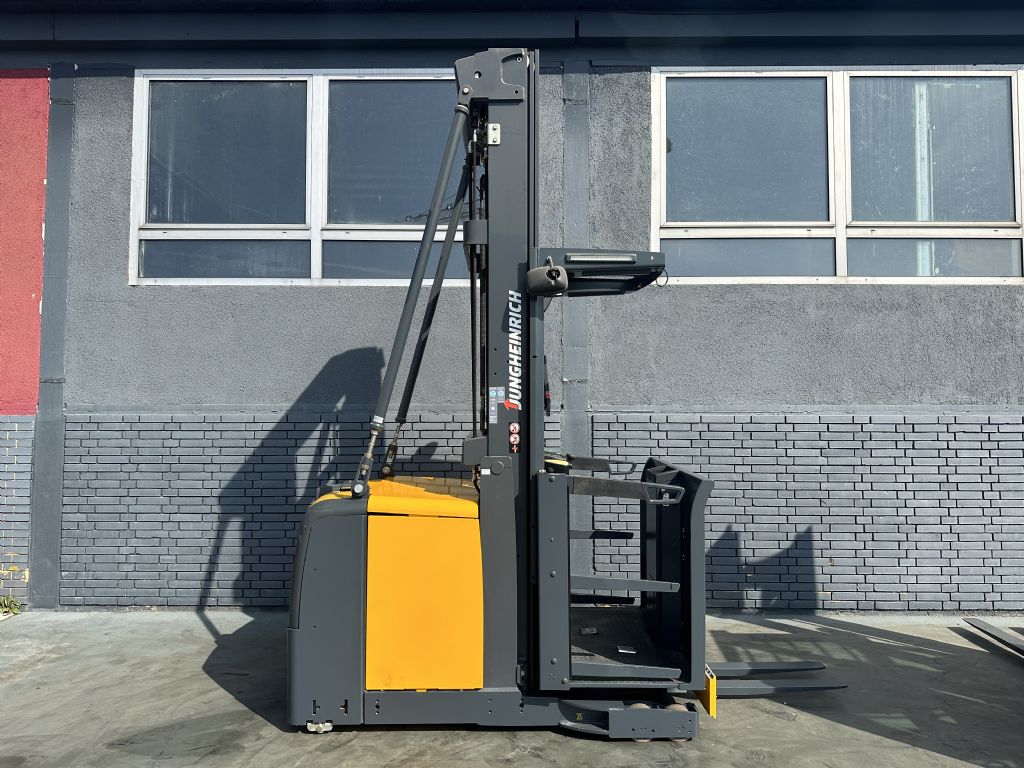Jungheinrich EKS 312 Baujahr 2013 / HH 8,3M TRIPLEX / PSA SYSTEM Hochhubkommissionierer www.gst-logistic.com